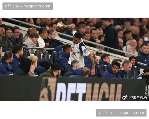 图多尔五场英超仅取一分 热刺临时主帅火爆性格加剧更衣室混乱