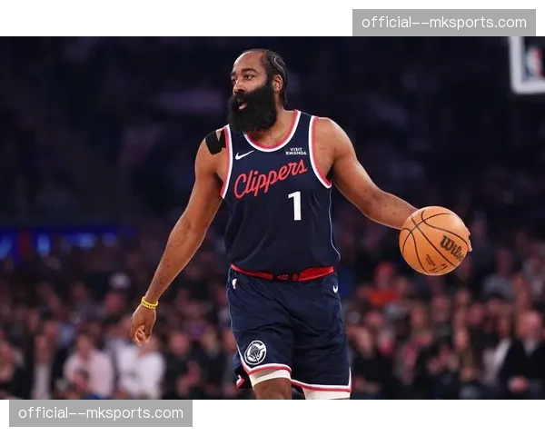 哈登与米切尔化学反应良好 骑士进攻体系运转更加流畅